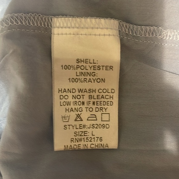 Elegant White Ruffled Skirt - Picture 4 of 4